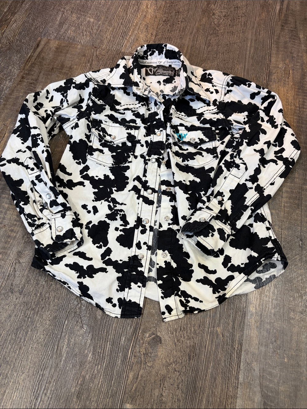 Cowgirl hardware Cow Print Button-Up
